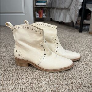 Dolce Vita Cream Studded Western Ankle Booties
